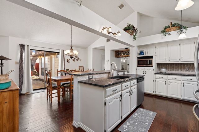 2801 Stoneridge Drive, Garland, TX 75044