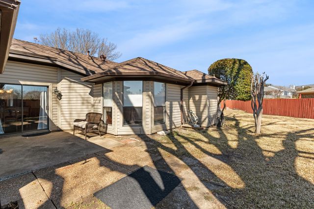 2801 Stoneridge Drive, Garland, TX 75044