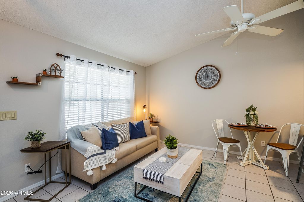 6606 W KINGSTON Lane, Glendale, AZ 85306 — photo 4