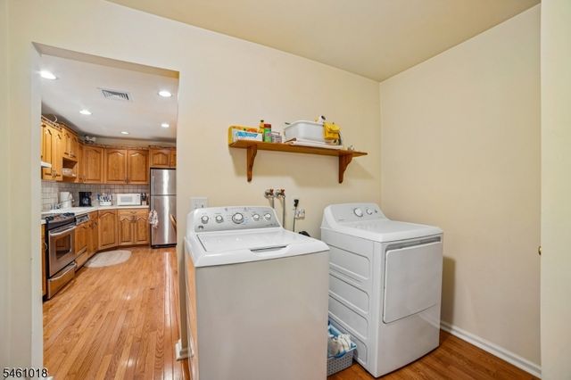 21 Long Ridge Rd, Parsippany-troy Hills Twp., NJ 07869