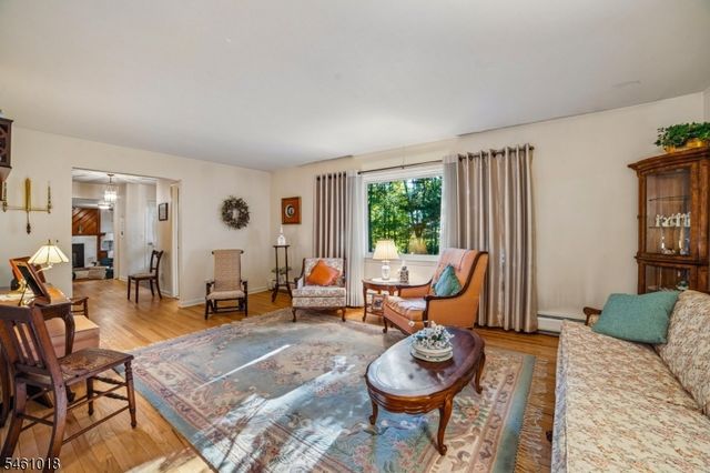 21 Long Ridge Rd, Parsippany-troy Hills Twp., NJ 07869