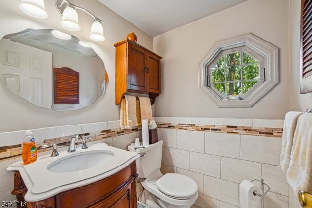 21 Long Ridge Rd, Parsippany-troy Hills Twp., NJ 07869