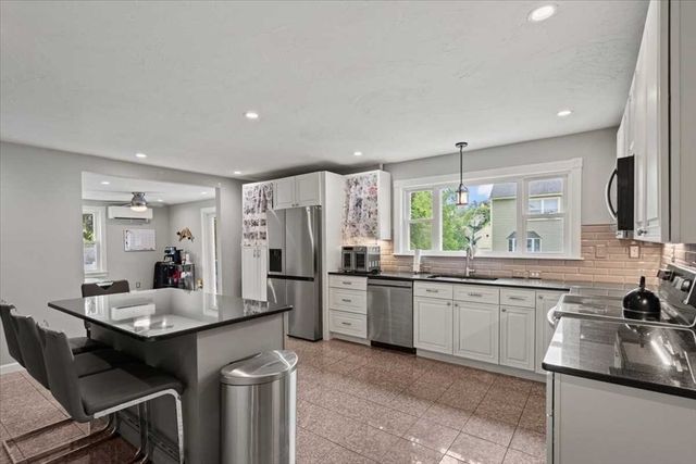 52 Forest Park, Fitchburg, MA 01420