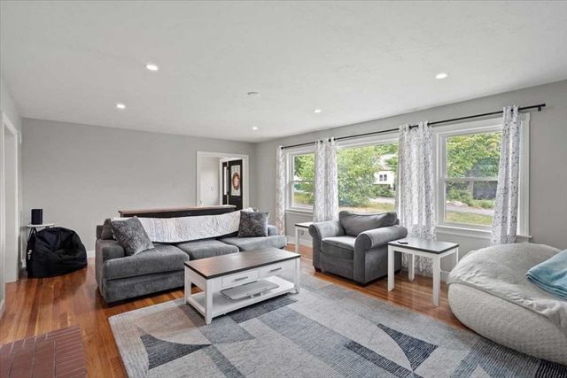 52 Forest Park, Fitchburg, MA 01420