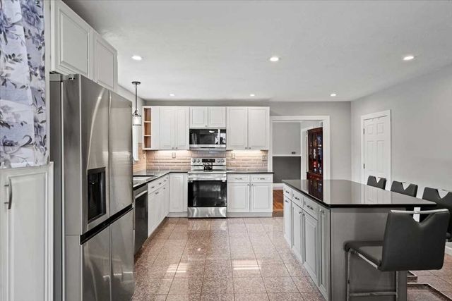 52 Forest Park, Fitchburg, MA 01420