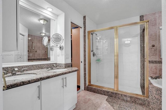 13015 Biscayne Island Ter 0, North Miami, FL 33181