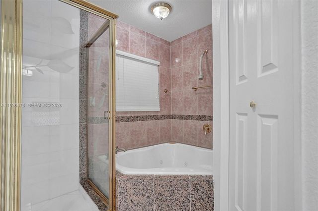 13015 Biscayne Island Ter 0, North Miami, FL 33181