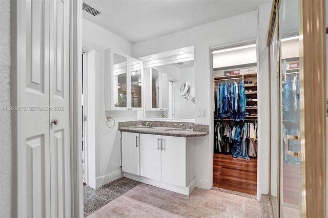 13015 Biscayne Island Ter 0, North Miami, FL 33181