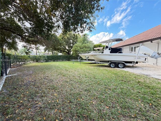 13015 Biscayne Island Ter 0, North Miami, FL 33181