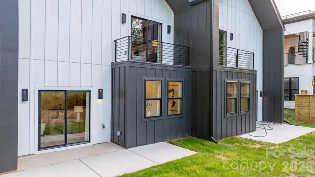 1910 Grier Avenue, Charlotte, NC 28216