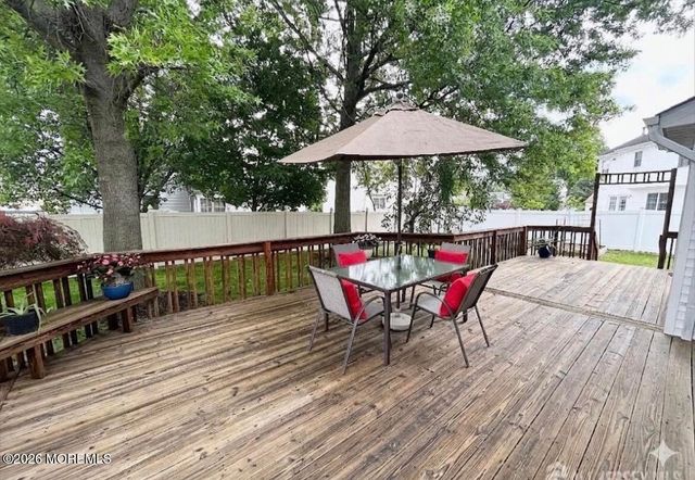 46 Lynn Court, North Brunswick, NJ 08902