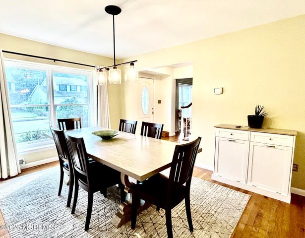 46 Lynn Court, North Brunswick, NJ 08902