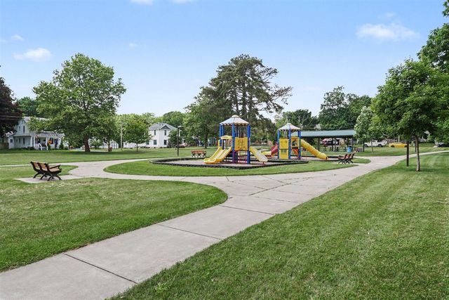 620 W Mansion Street, Marshall, MI 49068