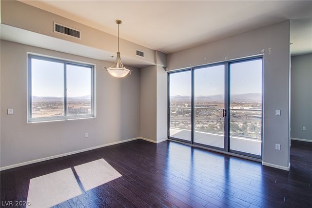 8255 Las Vegas Boulevard 1702, Las Vegas, NV 89123