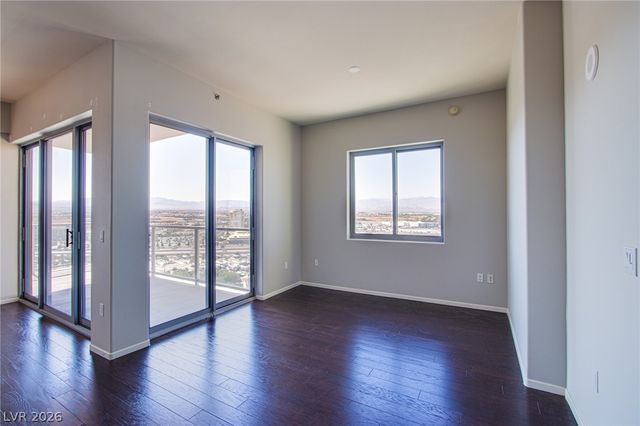 8255 Las Vegas Boulevard 1702, Las Vegas, NV 89123
