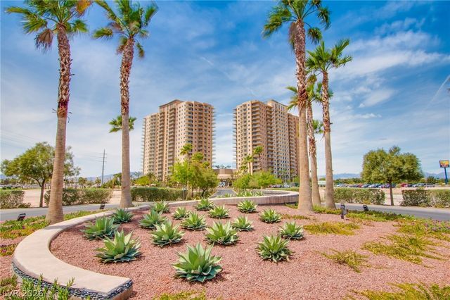 8255 Las Vegas Boulevard 1702, Las Vegas, NV 89123