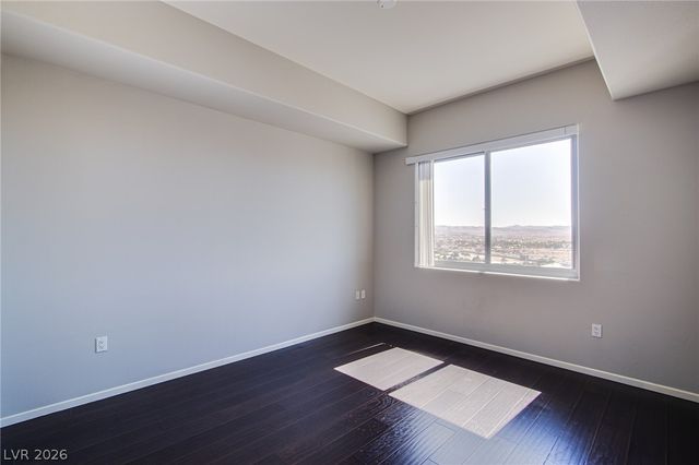 8255 Las Vegas Boulevard 1702, Las Vegas, NV 89123