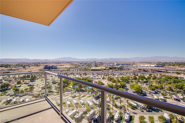 8255 Las Vegas Boulevard 1702, Las Vegas, NV 89123