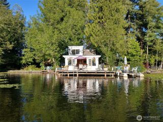 0 Lake Sawyer Island, Black Diamond, WA 98010