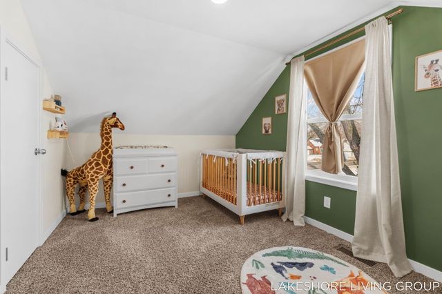 112 E 40th Street, Holland City, MI 49423