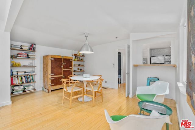 4511 Brunswick Avenue, Los Angeles, CA 90039