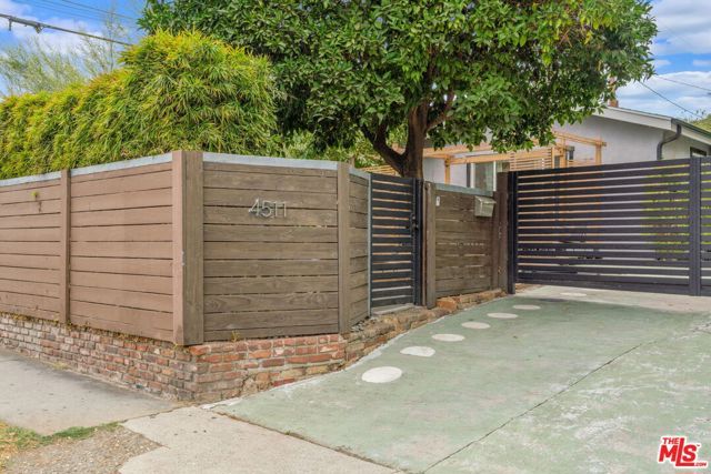 4511 Brunswick Avenue, Los Angeles, CA 90039