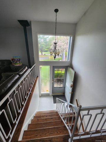 8 Keri Lane, Spring Valley, NY 10977