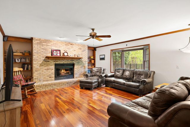 144 Westchester Lane, Valparaiso, IN 46385