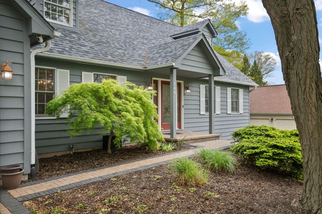 144 Westchester Lane, Valparaiso, IN 46385