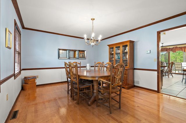 144 Westchester Lane, Valparaiso, IN 46385