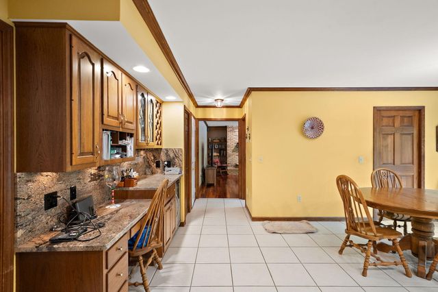 144 Westchester Lane, Valparaiso, IN 46385