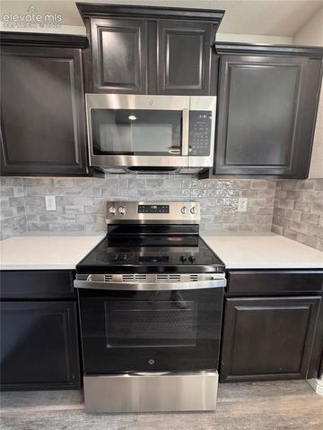 10885 Matta Drive, Colorado Springs, CO 80925