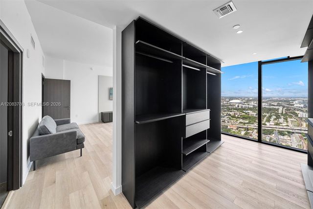 20 NE 11 Street 5204, Miami Beach, FL 33139