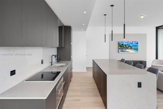 20 NE 11 Street 5204, Miami Beach, FL 33139