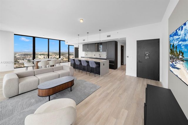 20 NE 11 Street 5204, Miami Beach, FL 33139