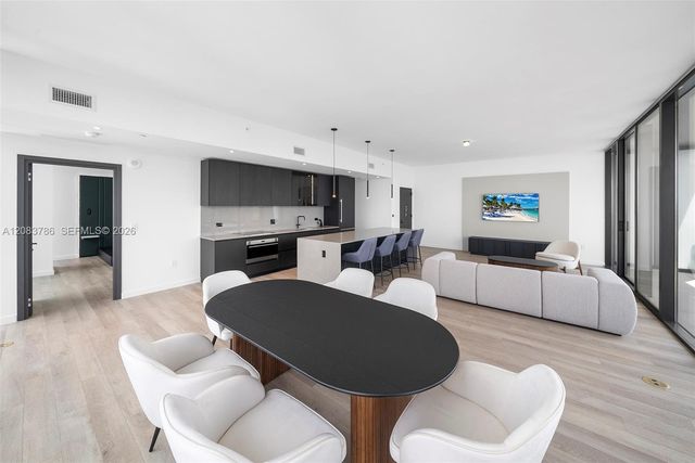20 NE 11 Street 5204, Miami Beach, FL 33139