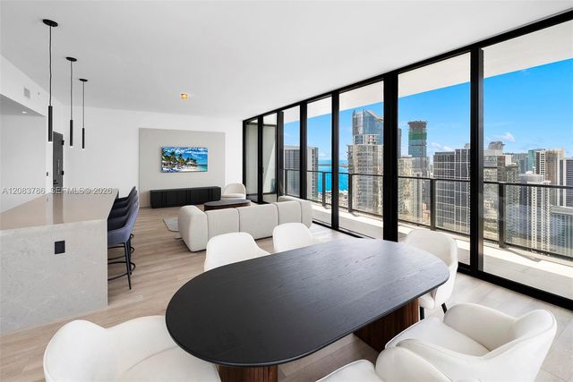 20 NE 11 Street 5204, Miami Beach, FL 33139