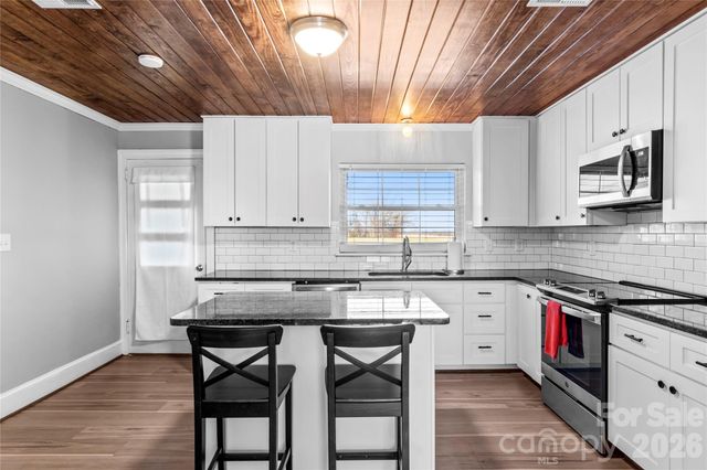 2432 Holcomb Road, Yadkinville, NC 27055