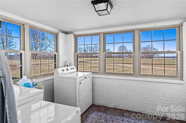 2432 Holcomb Road, Yadkinville, NC 27055