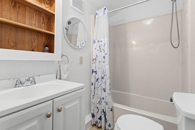 194 Buckley Rd Unit 130, Weare, NH 03281