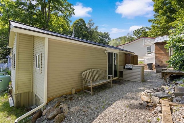 194 Buckley Rd Unit 130, Weare, NH 03281