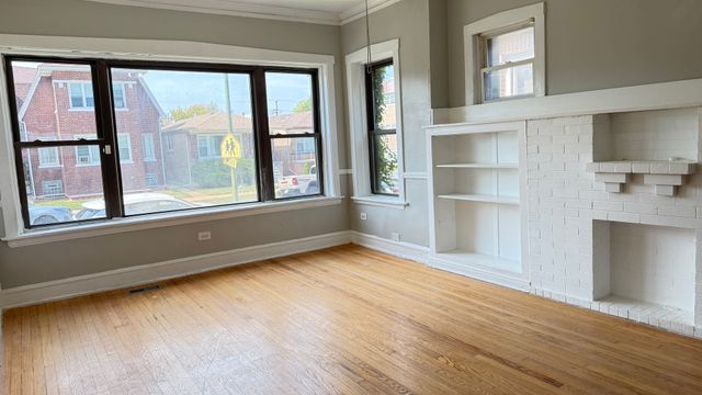 8411 S Elizabeth Street, Chicago, IL 60620