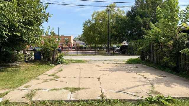 8411 S Elizabeth Street, Chicago, IL 60620