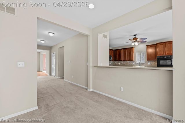 4100 Norwich Court, Oakland Charter Township, MI 48306