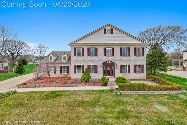 4100 Norwich Court, Oakland Charter Township, MI 48306