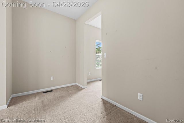 4100 Norwich Court, Oakland Charter Township, MI 48306