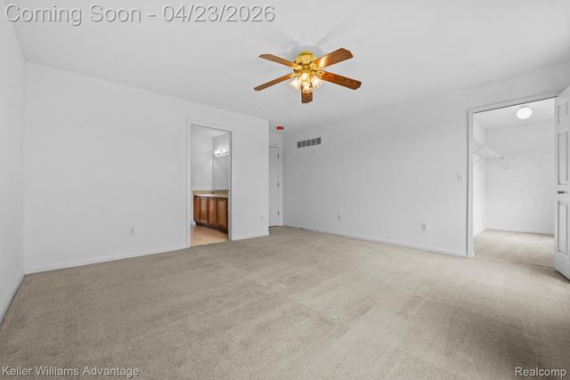 4100 Norwich Court, Oakland Charter Township, MI 48306