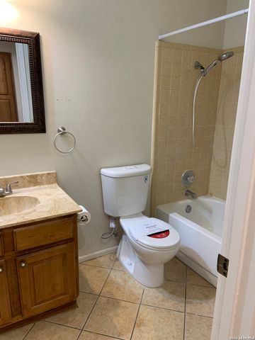 8803 Timber Cross, San Antonio, TX 78250