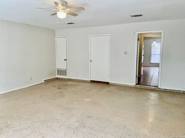 8803 Timber Cross, San Antonio, TX 78250