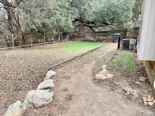 8803 Timber Cross, San Antonio, TX 78250